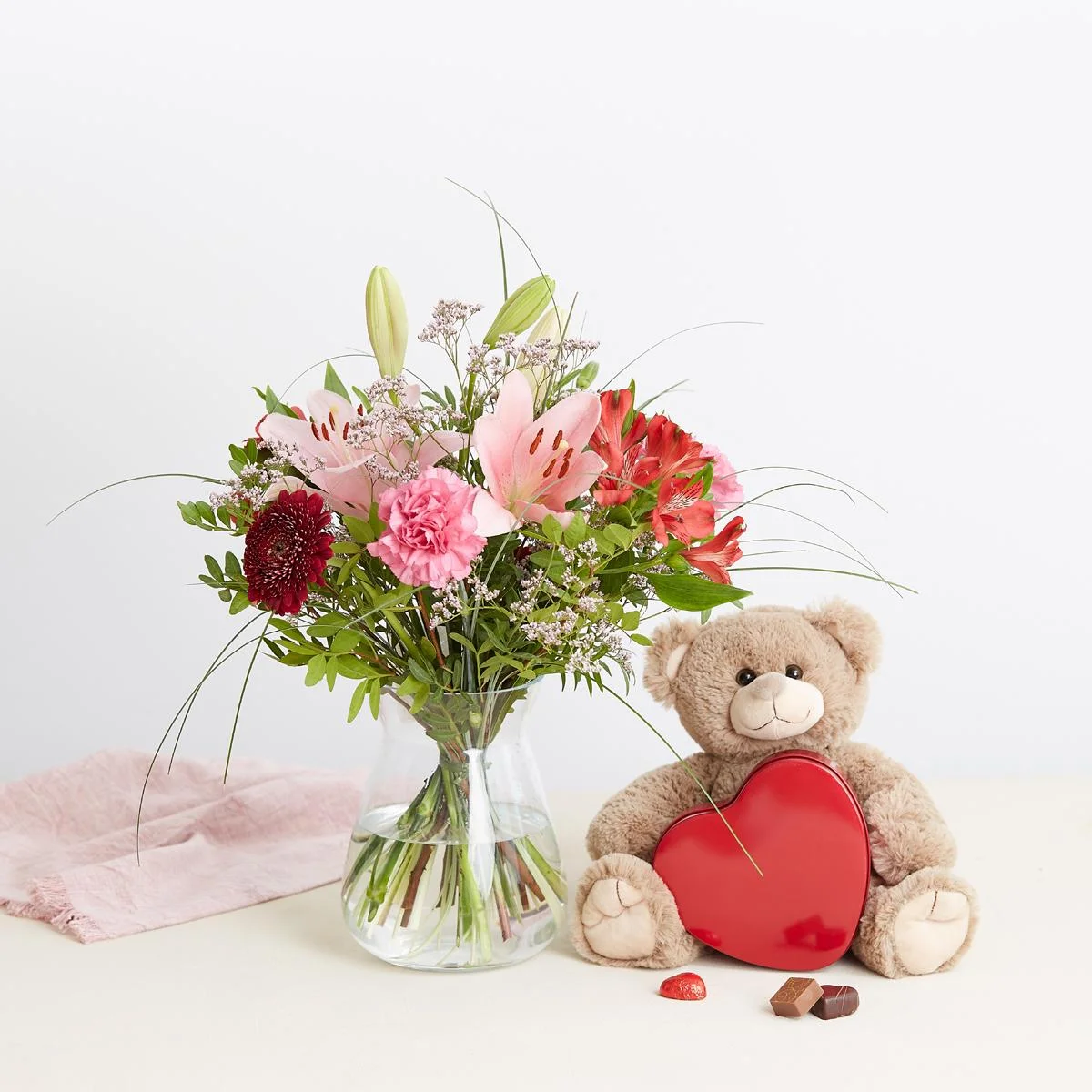 Den helt rigtige til Valentin med Bobo og chokoladehjerte